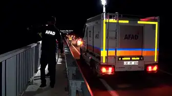 Kızılırmak'a Düştüğü İhbar Edilen Kişiyi Arama Çalışmaları Sürüyor