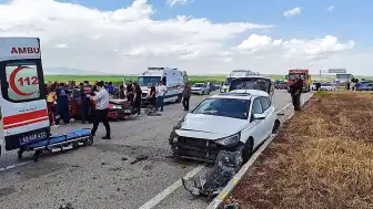 Konya'da Trafik Kazası: 5 Yaralı
