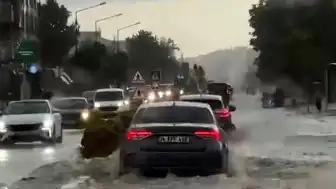Lüleburgaz'da Şiddetli Sağanak Yağış Hayatı Felç Etti