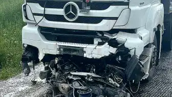 Motosiklet Tırın Altına Girdi: Bir Kişi Hayatını Kaybetti, Eşi Ağır Yaralandı