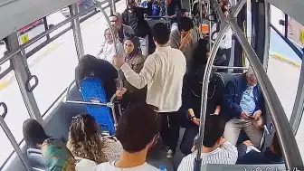 Otobüste Fenalaşan Yolcuya Şoför ve Hemşire Müdahale Etti