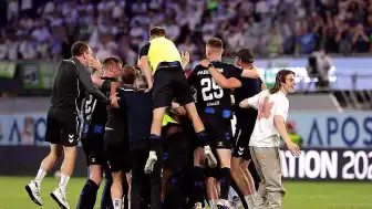 Paderborn, Uzatmada Attığı Golle Bundesliga'ya Yükseldi