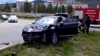 Refahiye'de Trafik Kazası: 6 Yaralı