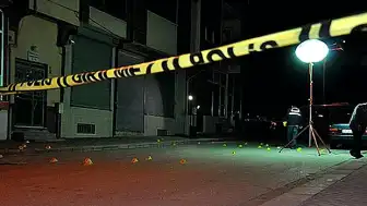 Sakarya'da Eşini Öldürdükten Sonra İntihar Etti