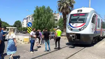 Selçuk'ta Hemzemin Geçitte Tren Kazası: 1 Ağır Yaralı