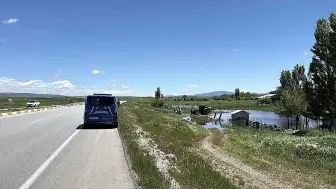 Sivas'ta Bayram Dönüşü Feci Kaza: 3'ü Ağır 4 Yaralı