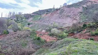 Tokat'ta Heyelan Anı Güvenlik Kamerasına Yansıdı