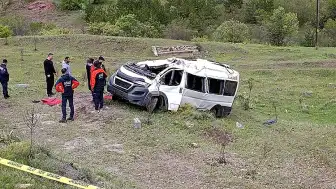 Yozgat'ta Öğrenci Servisi Devrildi: 2 Öğrenci ve Sürücü Hayatını Kaybetti, 7 Yaralı