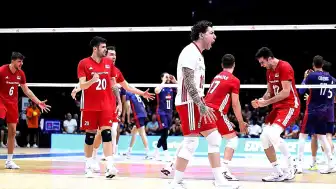 A Milli Erkek Voleybol Takımı, Fransa'yı 3-0 Yenerek İlk Galibiyetini Aldı