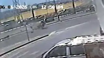 Avcılar'da D-100 Karayolu'nda otomobil takla attı: 2 yaralı