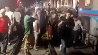 Bayrampaşa'da Trafoda Patlama: Tramvay Seferleri Aksadı, Gaz Kokusu Paniği