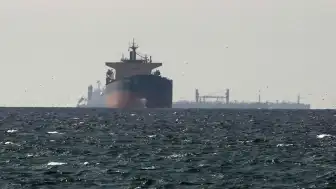 Doha'da Kritik Zirve: ABD ve İran Hürmüz Boğazı'ndaki Saldırıları 'Şimdilik' Durdurma Kararı Aldı
