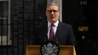 İngiltere Başbakanı Keir Starmer Görevinden İstifa Etti