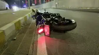 Karabük'te Feci Kaza: Motosiklet Aydınlatma Direğine Çarptı, 2 Üniversite Öğrencisi Hayatını Kaybetti