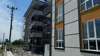 Konya'da İnşaatta Elektrik Akımına Kapılan İşçi Dördüncü Kattan Düştü