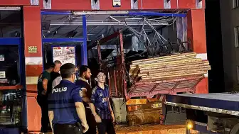 Konya'da Market Faciası: Kamyon Sürücüsü Ağır Yaralandı