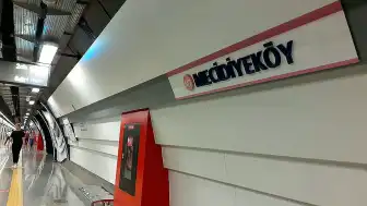 M7 Yıldız-Mahmutbey Metro Hattı'nda Teknik Arıza Nedeniyle Seferler Aksadı