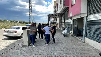 Şanlıurfa Siverek'te Aile İçi Saldırı: Anne ve Kızı Vuruldu, Şüpheli Firari