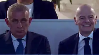 TFF Başkanı İbrahim Hacıosmanoğlu'nun Maç Sırasındaki Ciddi İfadesi Dikkat Çekti