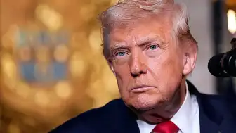 Trump: Helikopterimize Karşılık Olarak İran'a Saldırıyoruz