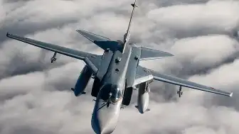Ukrayna Hava Kuvvetleri Komutanlığı: Hmelnitski bölgesinde bir Su-24M tipi bombardıman uçağı düştü