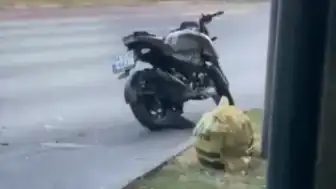 Bakırköy'de otomobilin çarptığı motosikletli hayatını kaybetti