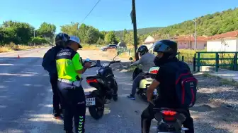 Bilecik'te Jandarmadan Trafik Denetiminde Eğitici Yaklaşım