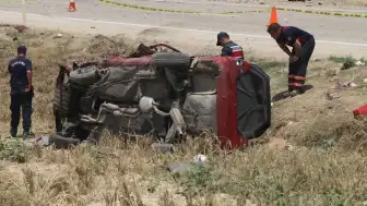 Çankırı'da Otomobil ile Hafif Ticari Aracın Çarpışması: 3 Ölü, 4 Yaralı