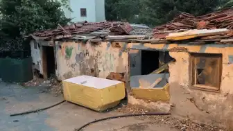 Cevizli Mahallesi'nde metruk bir evde kadın cesedi bulundu