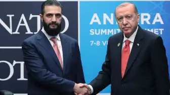 Cumhurbaşkanı Erdoğan, NATO Zirvesi Kapsamında Suriye Cumhurbaşkanı Ahmed Şara'yı Kabul Etti