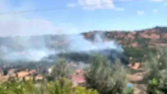 Diyarbakır Dicle'de Örtü Yangını Çıktı