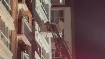 Esenyurt'ta 14 Katlı Binada Yangın Paniği: 13 Kişi Tahliye Edildi