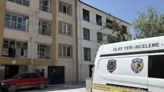 Eskişehir'de Üçüncü Kattan Düşen 3 Yaşındaki Çocuk Hayatını Kaybetti