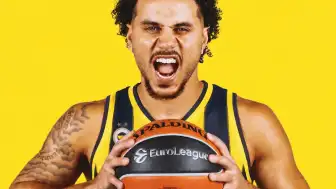 Fenerbahçe Erkek Basketbol Takımı Shane Larkin ile 2 Yıllık Sözleşme İmzaladı