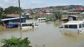 Gana'da Şiddetli Yağışlar Sonucu Meydana Gelen Sel Felaketinde 34 Kişi Yaşamını Yitirdi