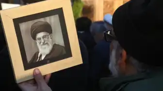 Kerbela'da Eski İran Lideri Hamaney İçin Cenaze Töreni Başlatıldı