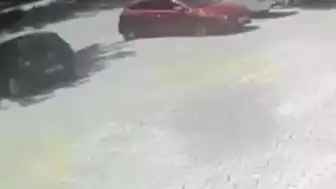 Konya'da Kontrolden Çıkan Taksinin Çarptığı Anne ve Kızı Hayatını Kaybetti