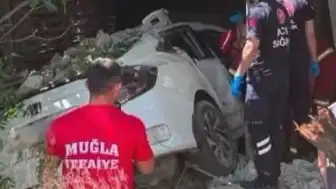 Muğla Seydikemer'de Trafik Kazası: Nişanlı Çiftin Kahvaltı Yolculuğu Facia ile Sonuçlandı