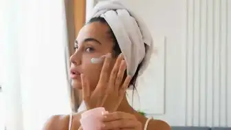 Yaz Mevsiminde Sağlıklı Cilt Bakımı İçin Temel Yöntemler