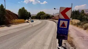 Afyonkarahisar'da Tırdan Dökülen Boya Temizlendi: 20,9 Milyon Lira Ceza