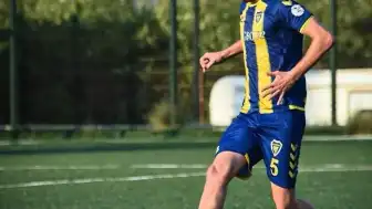 Bucaspor 1928'in Genç Stoperi Buğra Hotur'a 3 Kulüpten İlgi