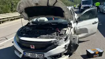 Sinop'ta Dört Aracın Karıştığı Zincirleme Kazada 6 Kişi Yaralandı