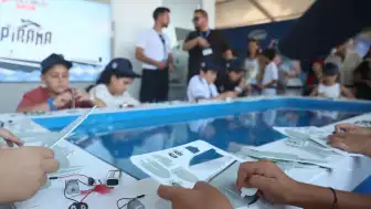 TEKNOFEST Mavi Vatan'da Çocuklar PİRANA Maketi Yapıp Yüzdürdü