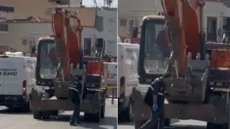 İzmir'de İş Makinesi Altında Kalan 85 Yaşındaki Adam Hayatını Kaybetti