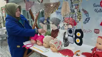 Kütahya'da 40 Yıllık Örgü Deneyimi Yeni Tasarımlarla Hayat Buluyor