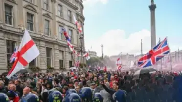 Londra'da Geniş Çaplı Gösterilere Hazırlık: Polis Yüksek Alarmda