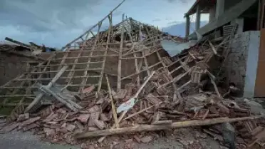Çorum Sungurlu'da Hortum Felaketi: İki Köyde Evlerin Yüzde 80'i Yıkıldı, 5 Kişi Yaralandı