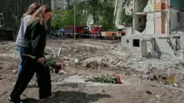 Ukrayna'da Savaş: Zelenski'den Rus Saldırısına Karşı Yanıt Hazırlığı Çağrısı