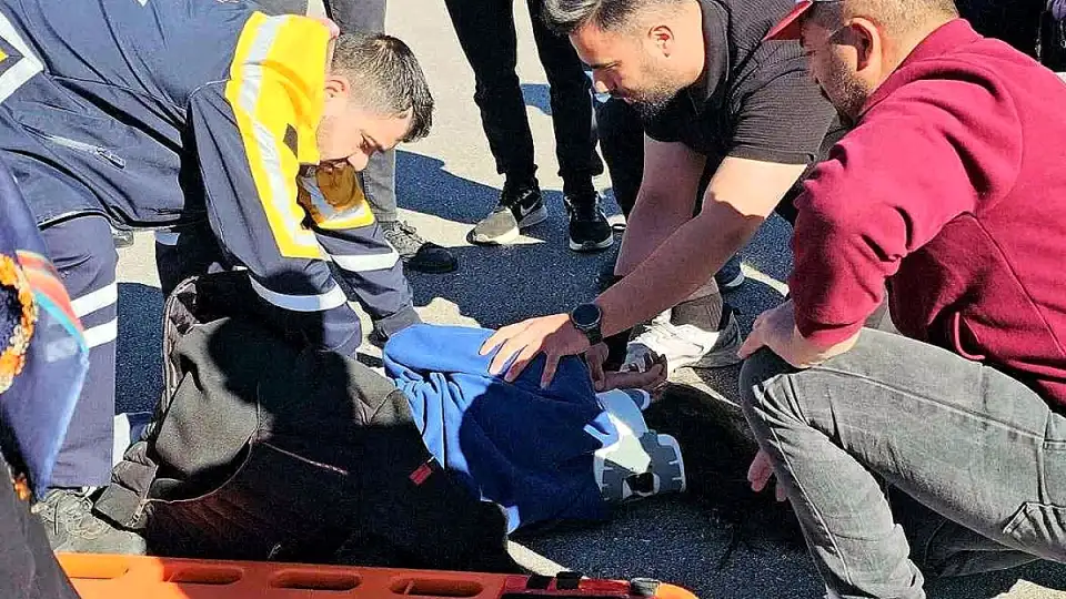 Bitlis'te Bayram Ziyaretinden Dönen Aile Kaza Yaptı: 3 Yaralı