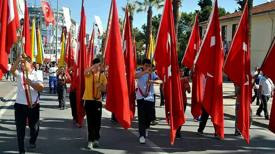 Denizli'de 19 Mayıs Coşkusu Başlıyor: Kutlamalar Açıkhava Tiyatrosu'nda